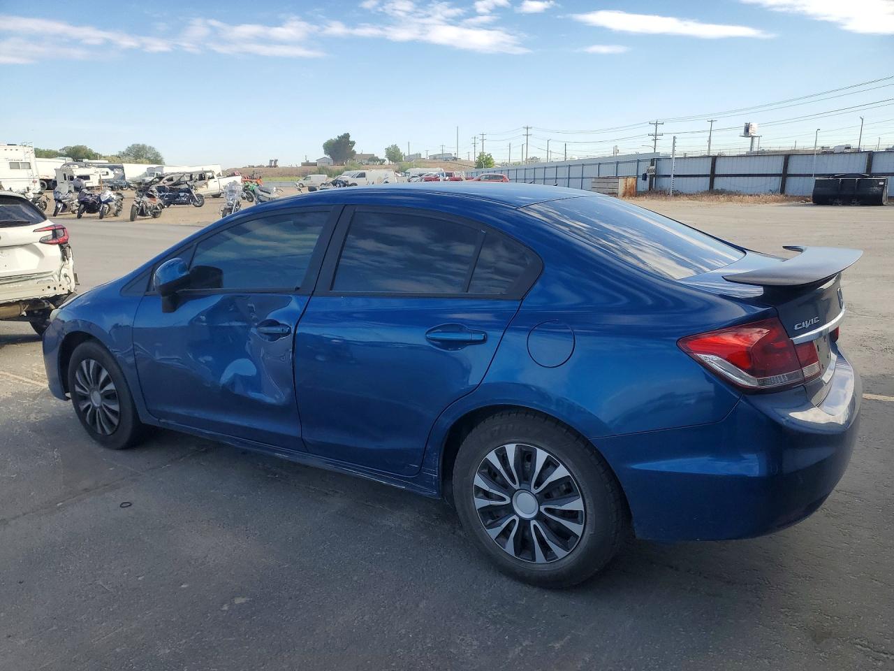 2013 HONDA CIVIC LX photo 2