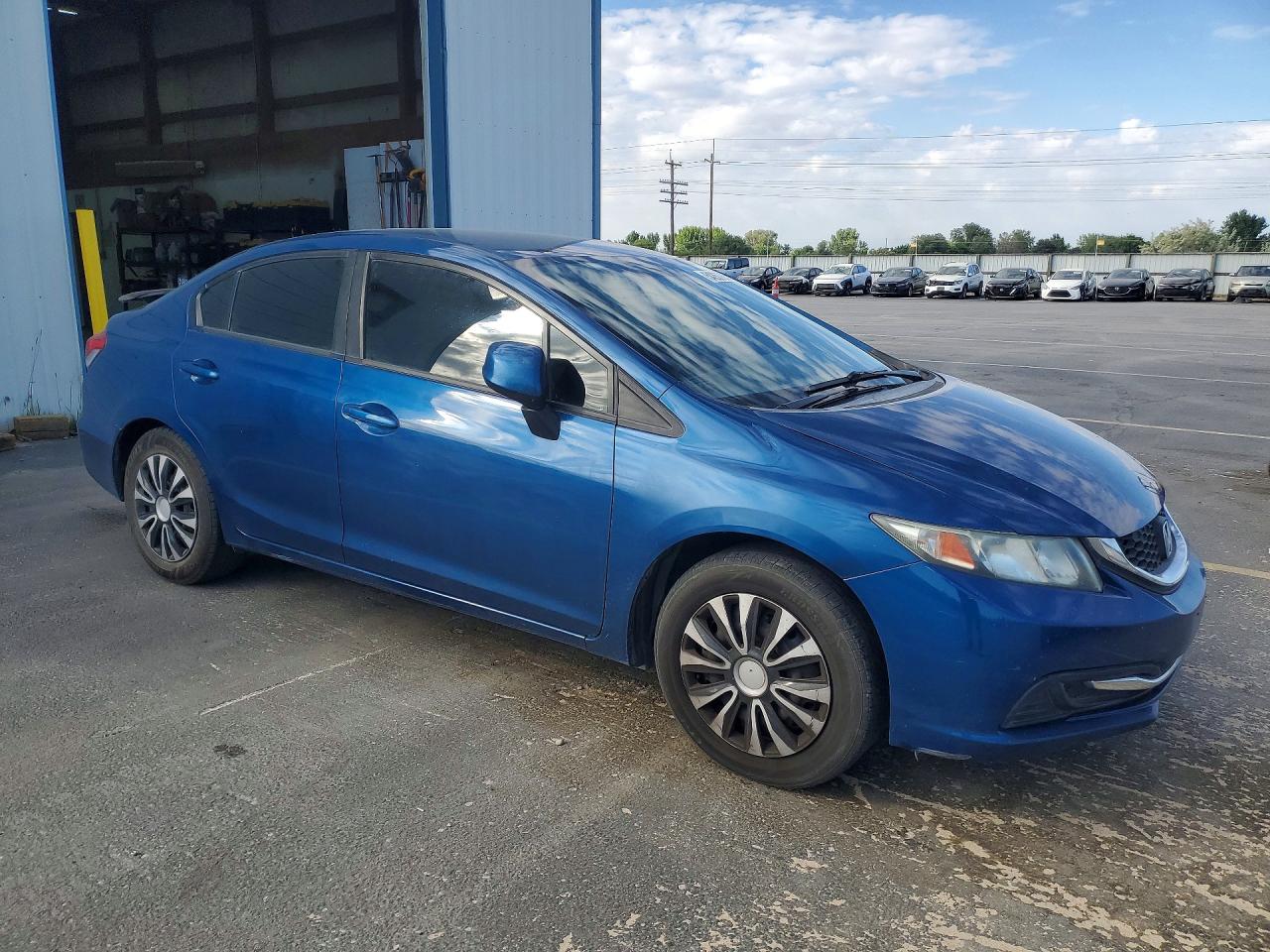 2013 HONDA CIVIC LX photo 4