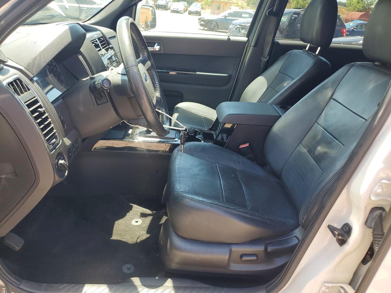 2011 FORD ESCAPE LIMITED photo 13