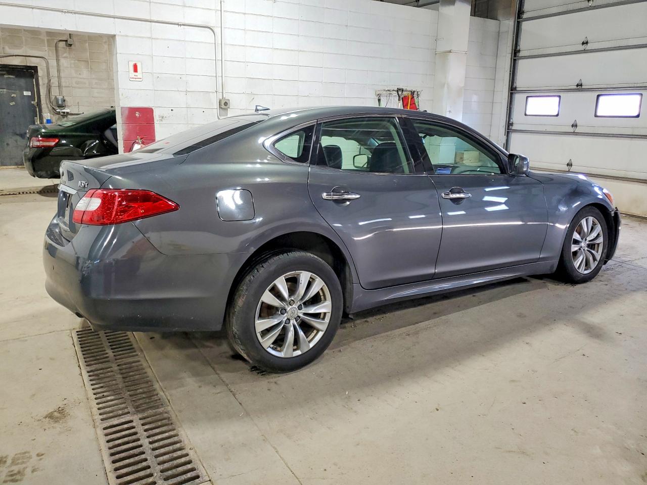 2013 INFINITI M37 X photo 5