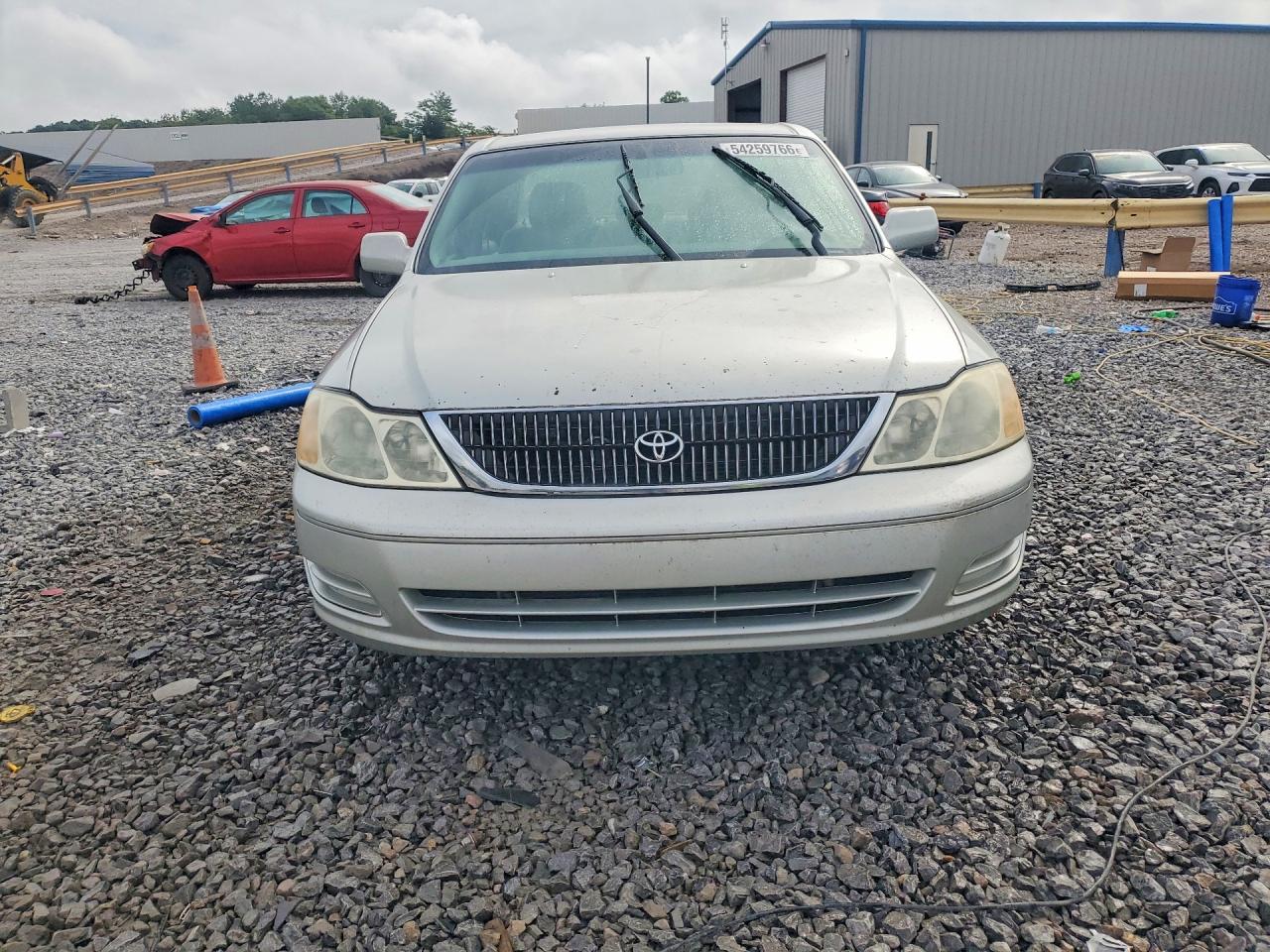 2001 TOYOTA AVALON XL photo 5