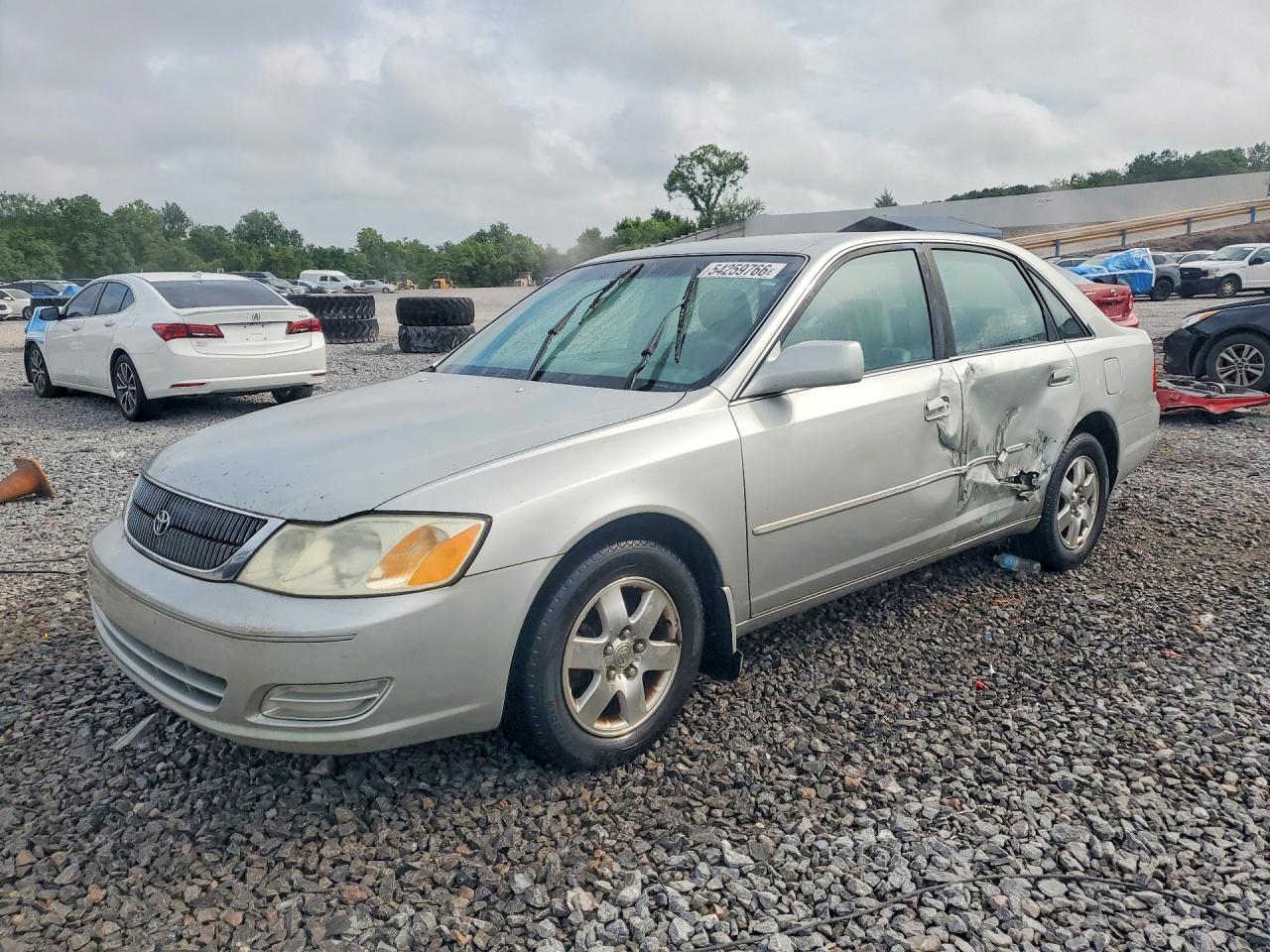2001 TOYOTA AVALON