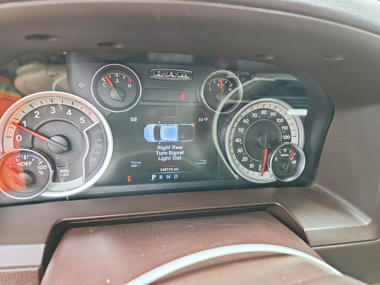 2014 RAM 1500 LARAMIE photo 17