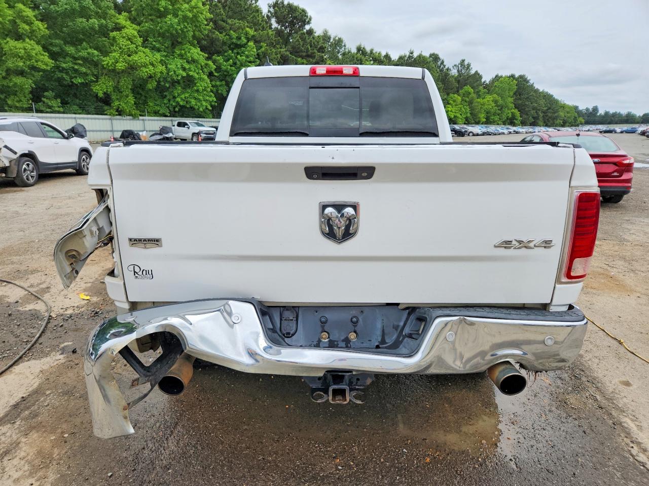 2014 RAM 1500 LARAMIE photo 11