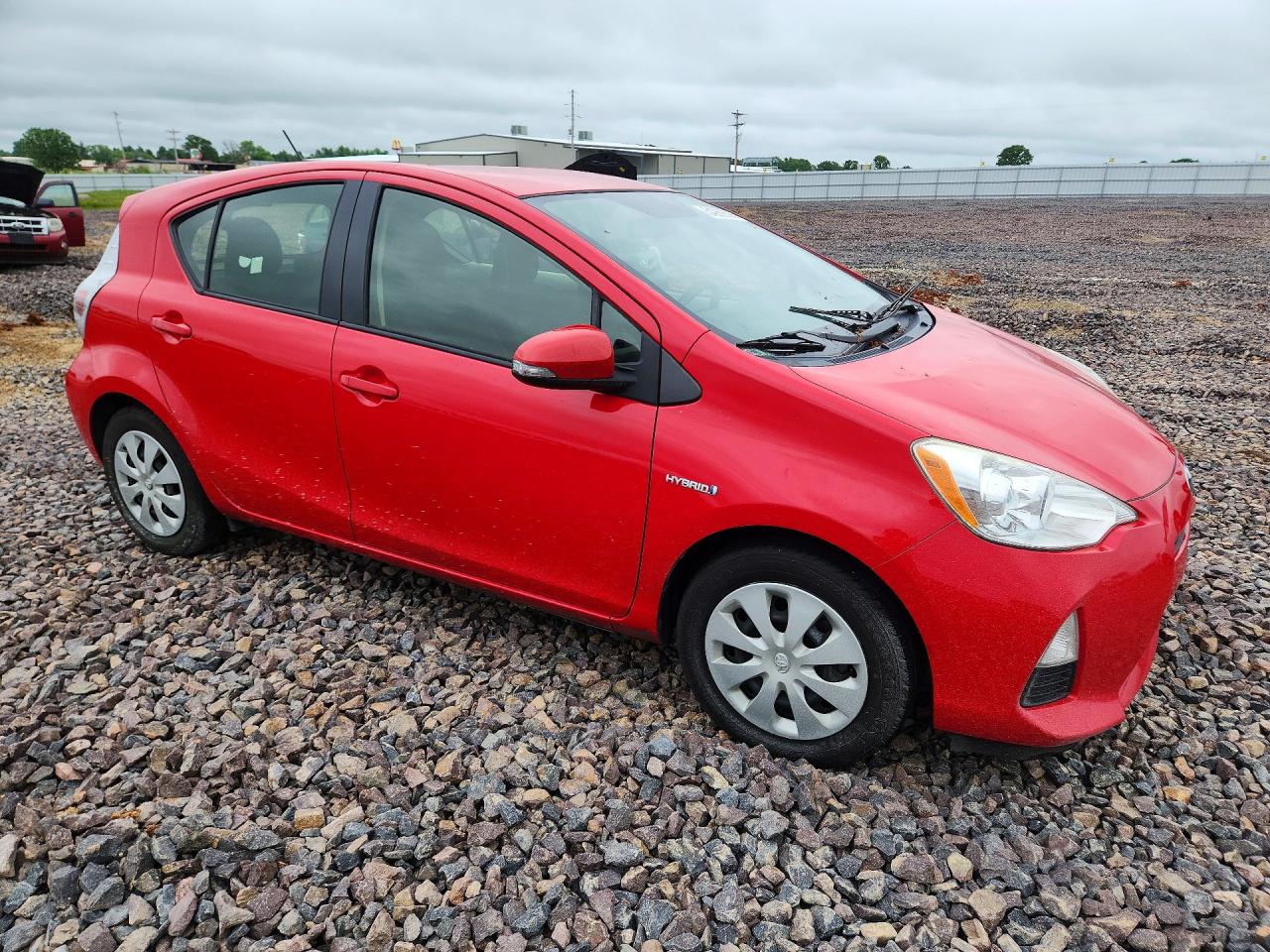 2014 TOYOTA PRIUS C TWO photo 10