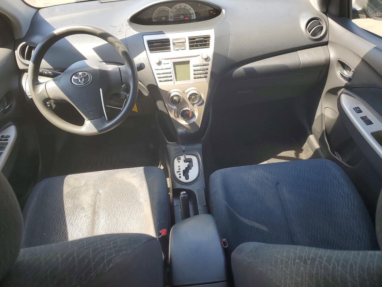 2008 TOYOTA YARIS BASE photo 15