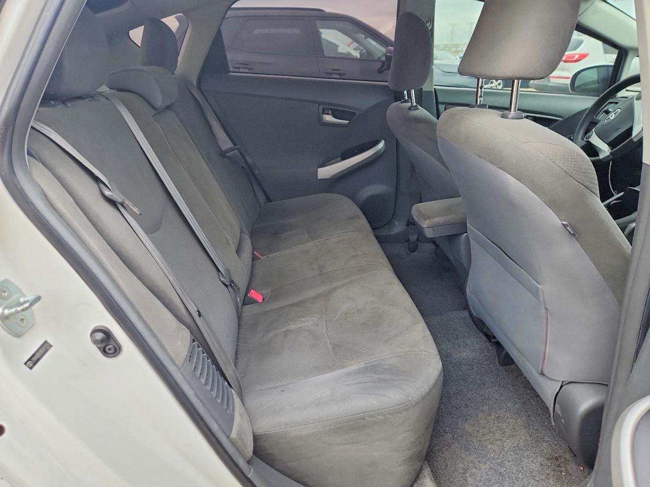 2011 TOYOTA PRIUS TWO photo 19