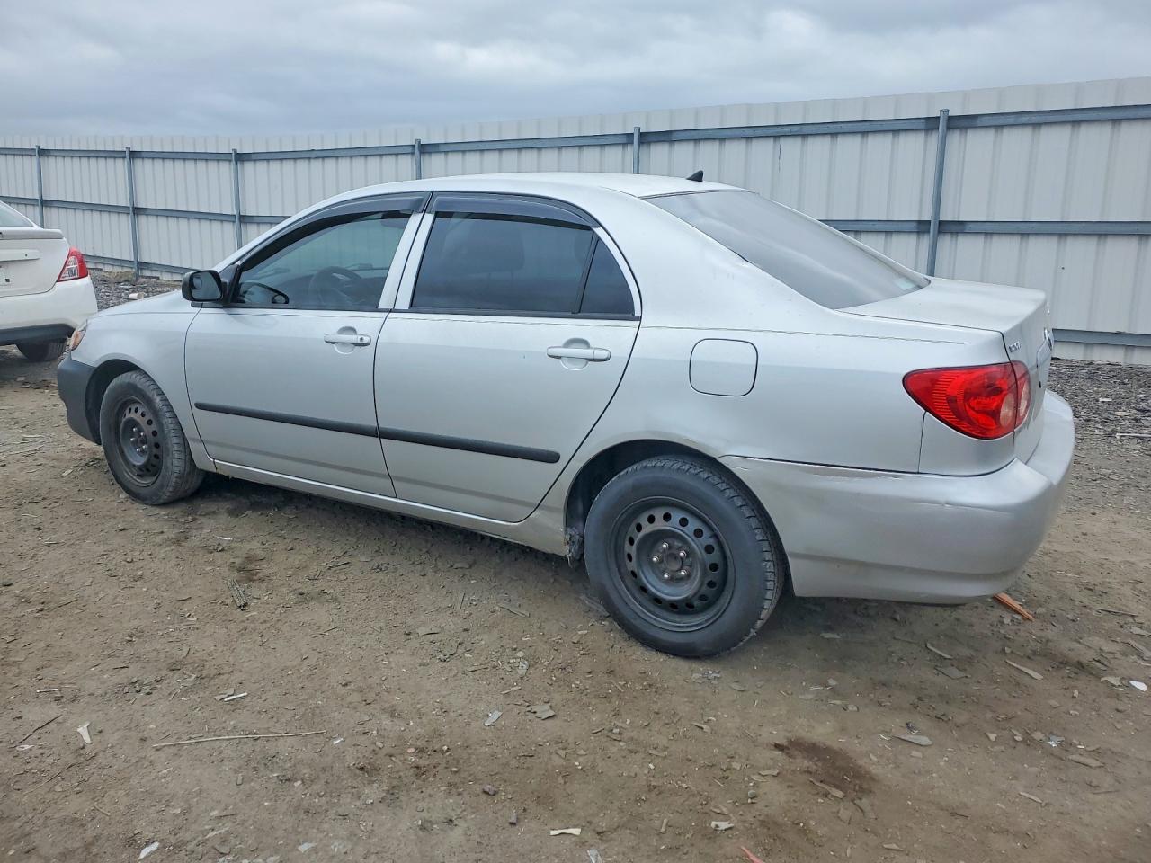 2006 TOYOTA COROLLA CE photo 4