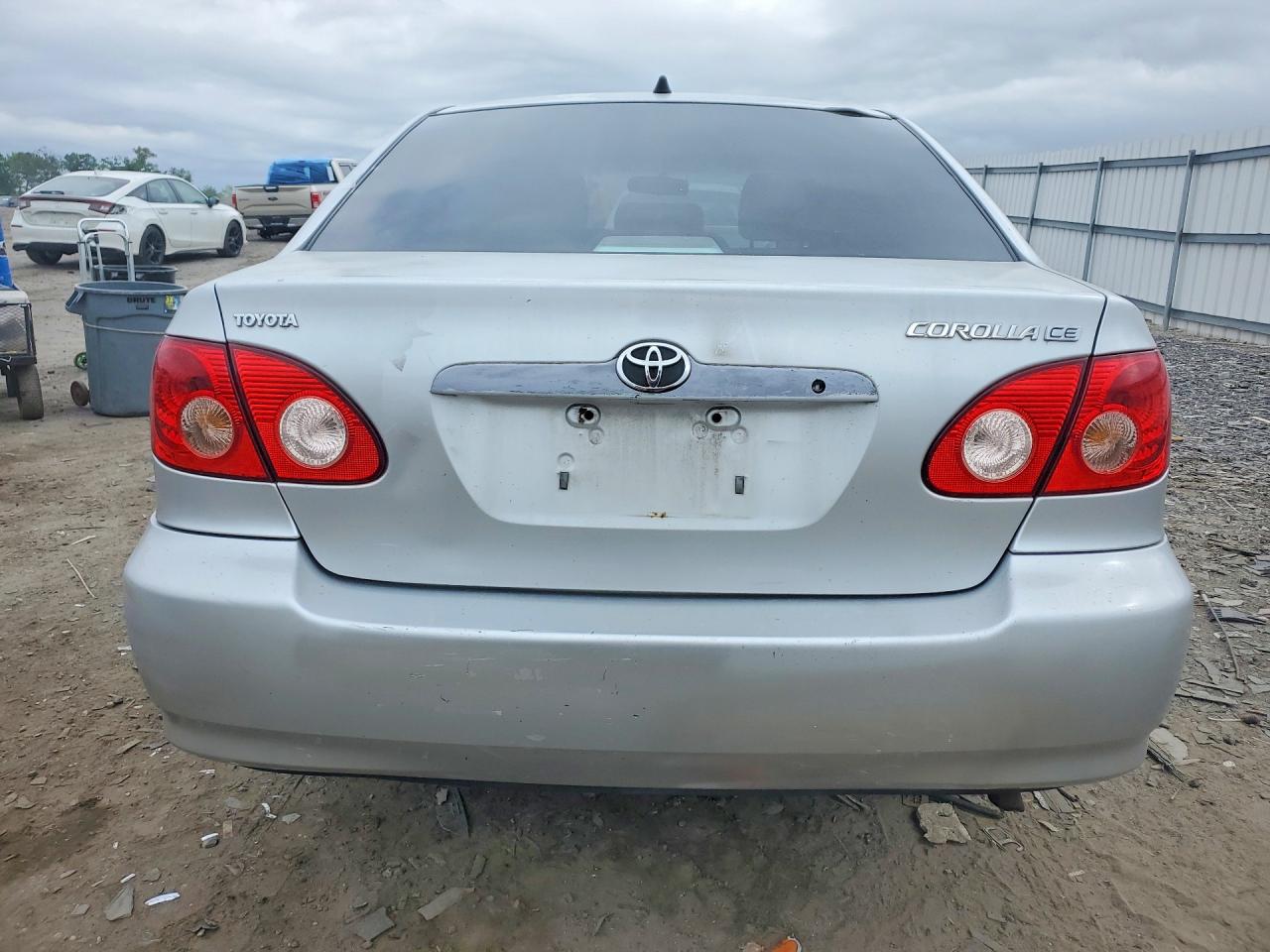 2006 TOYOTA COROLLA CE photo 16