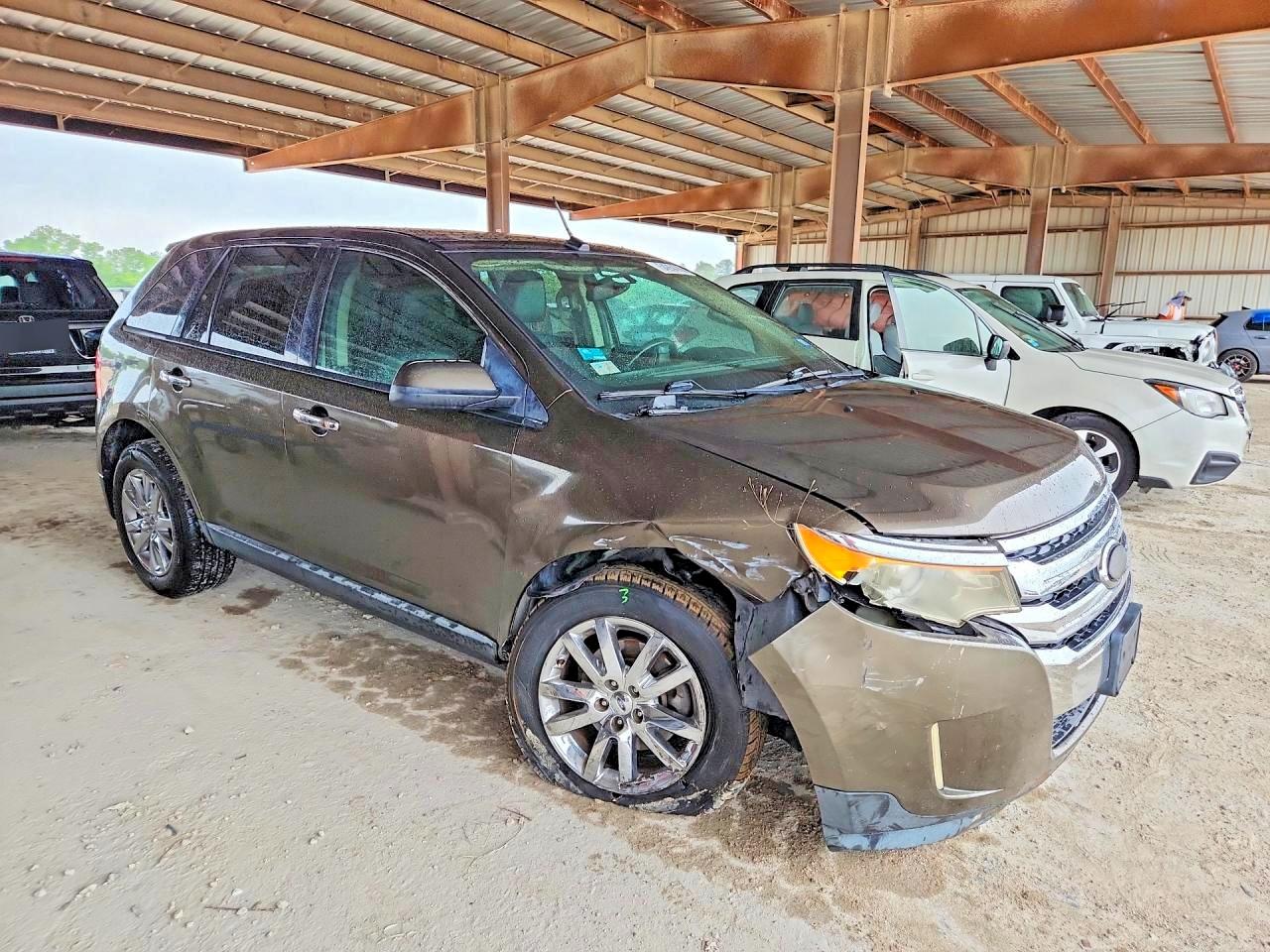 2011 FORD EDGE SEL photo 4