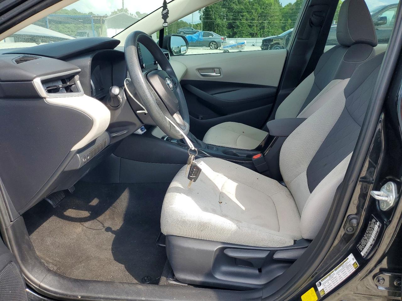 2020 TOYOTA COROLLA LE photo 13
