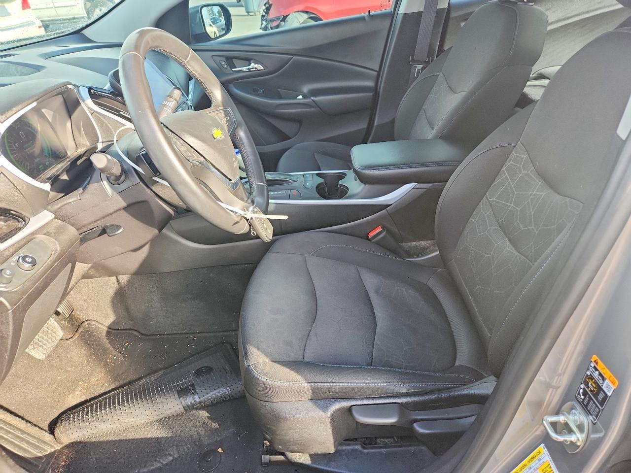 2017 CHEVROLET VOLT LT photo 13