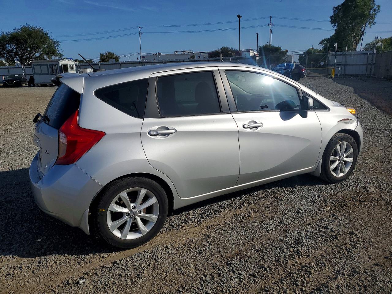 2014 NISSAN VERSA NOTE S photo 7