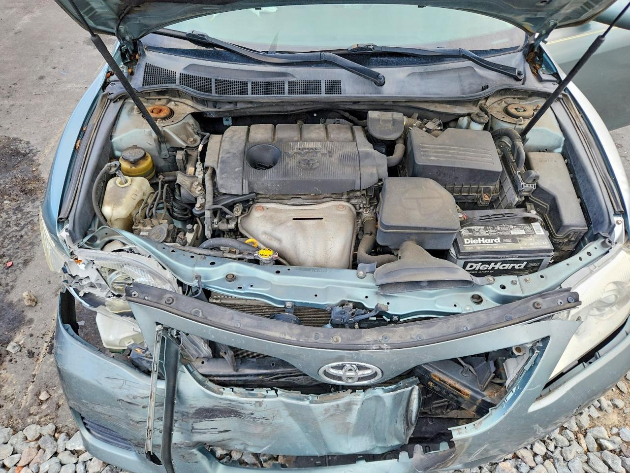 2011 TOYOTA CAMRY LE photo 21