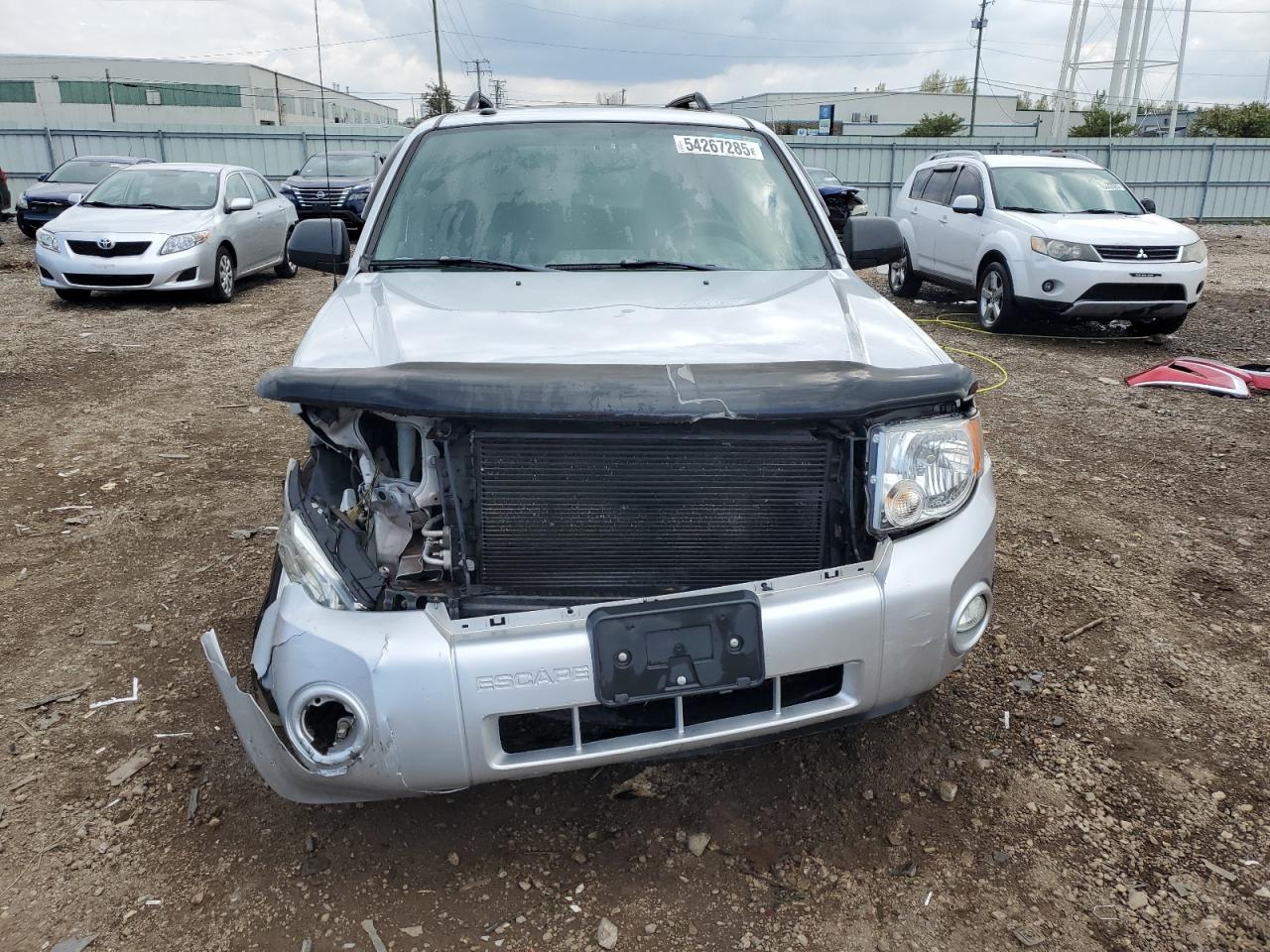 2011 FORD ESCAPE XLT photo 9