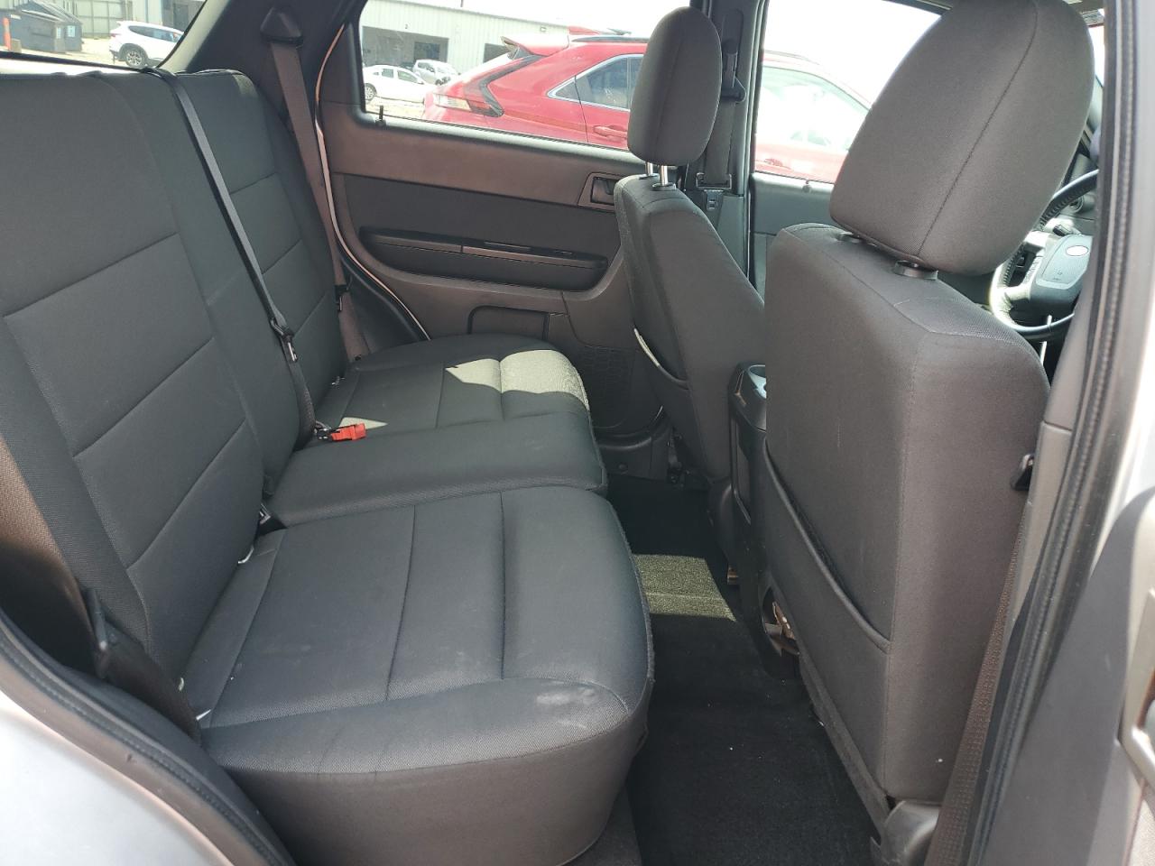 2011 FORD ESCAPE XLT photo 21