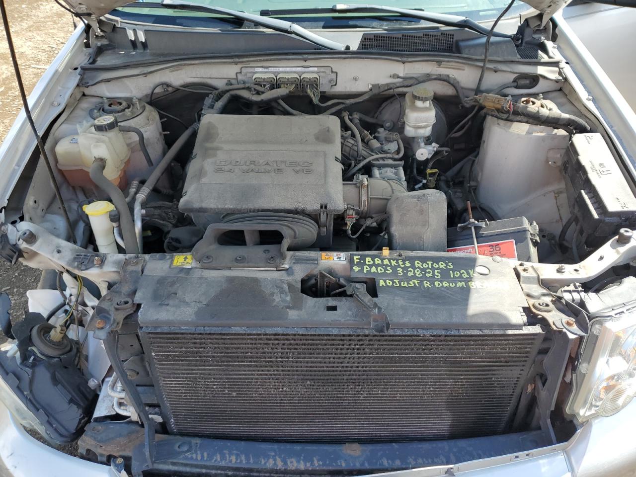 2011 FORD ESCAPE XLT photo 23