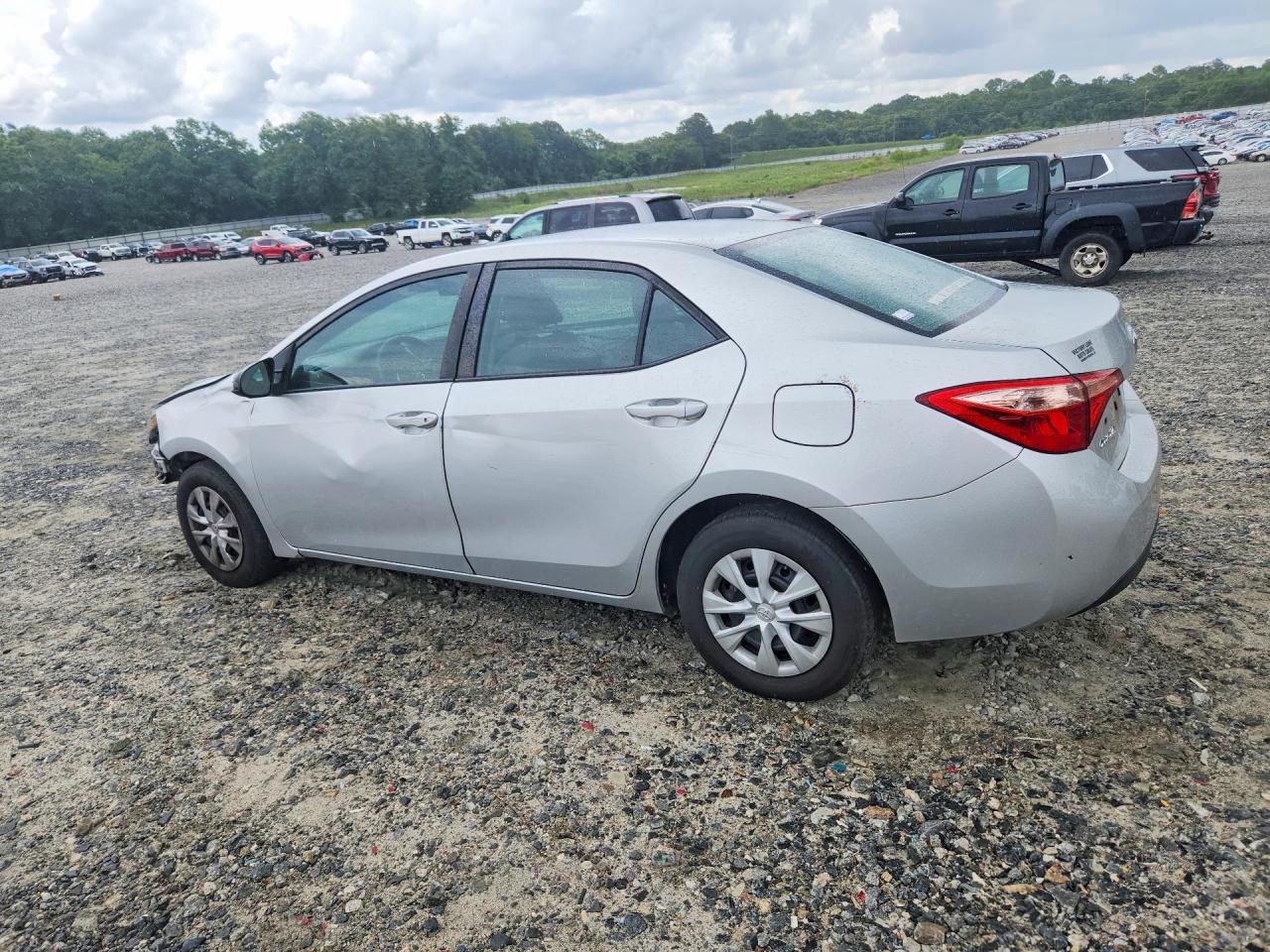 2019 TOYOTA COROLLA L photo 3