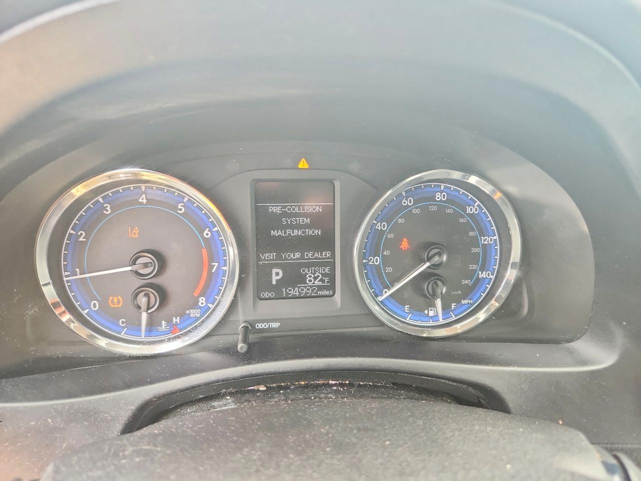 2019 TOYOTA COROLLA L photo 17