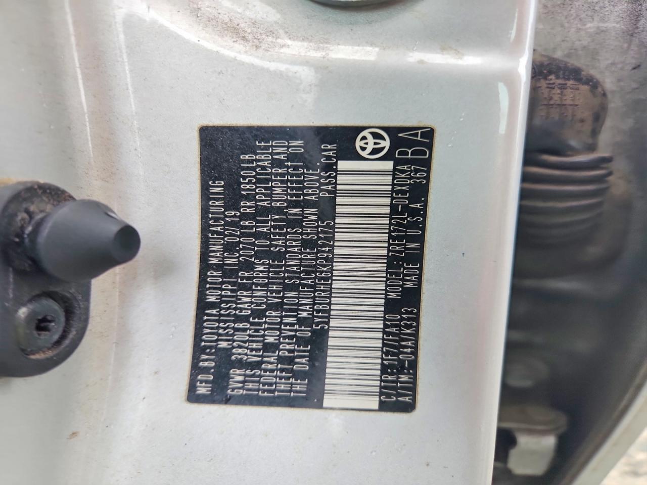 2019 TOYOTA COROLLA L photo 25