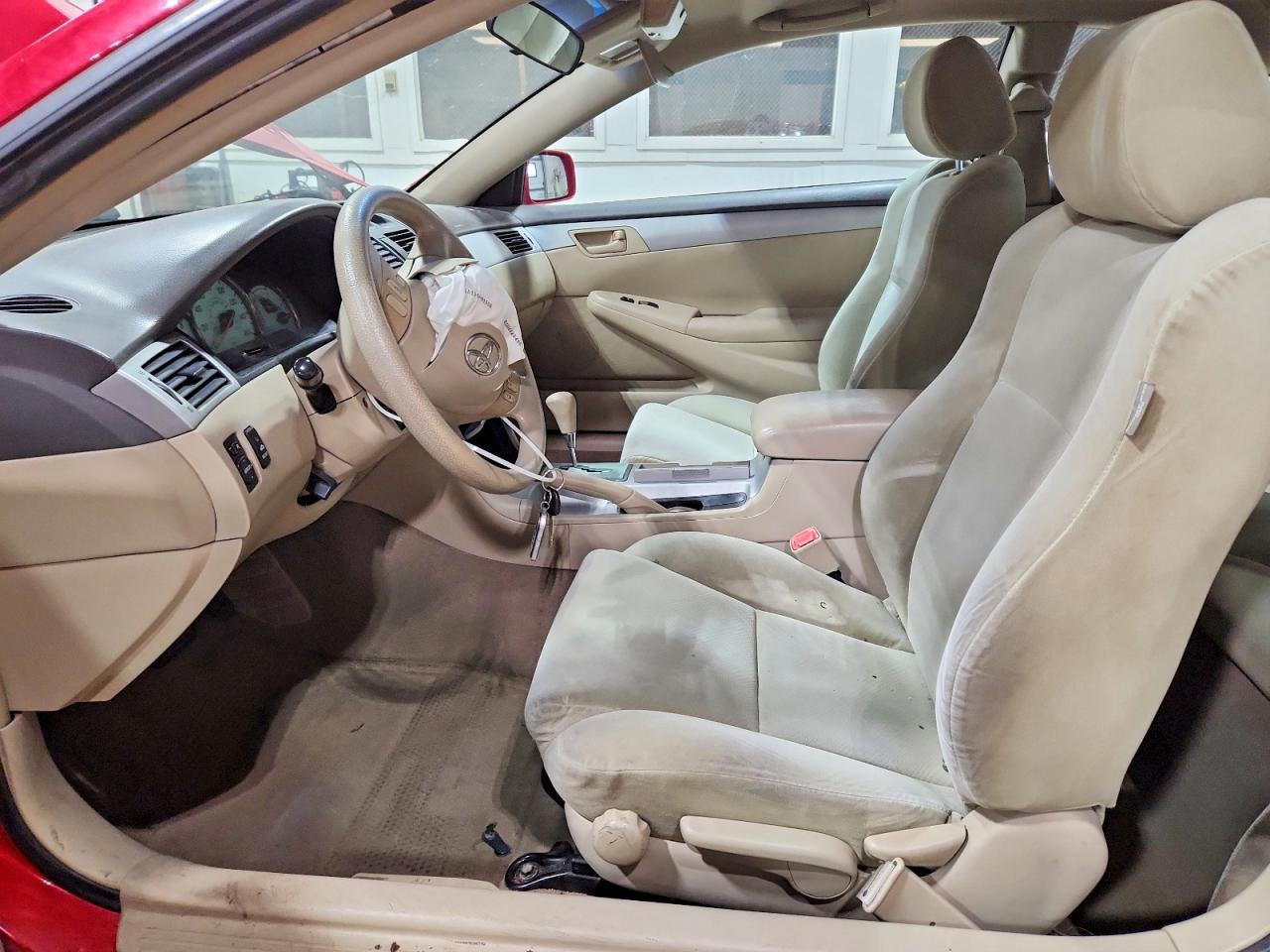 2004 TOYOTA CAMRY SOLARA SE photo 7