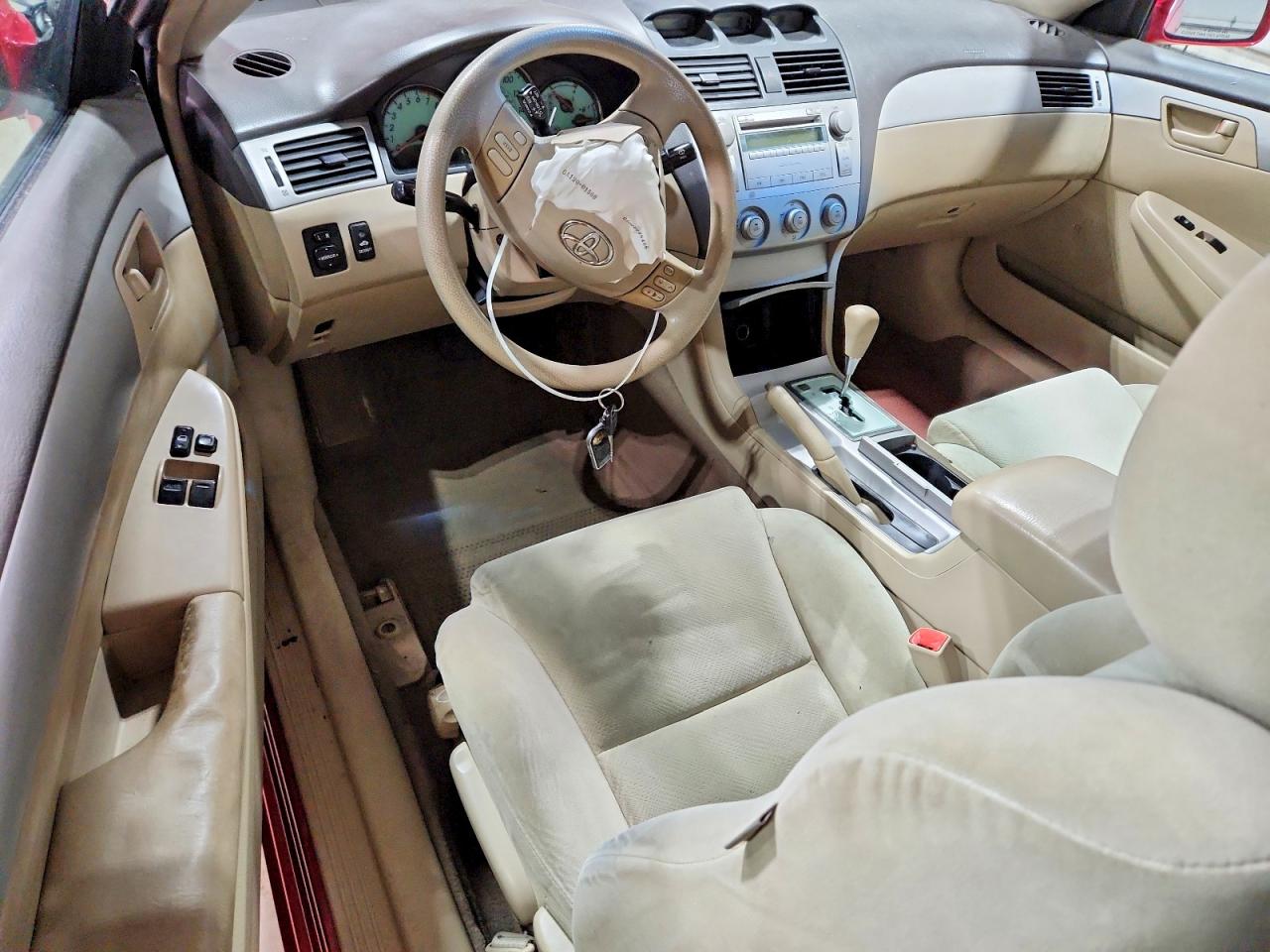 2004 TOYOTA CAMRY SOLARA SE photo 8