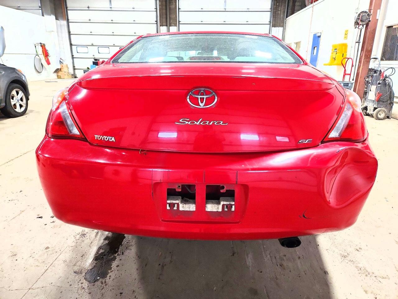 2004 TOYOTA CAMRY SOLARA SE photo 6