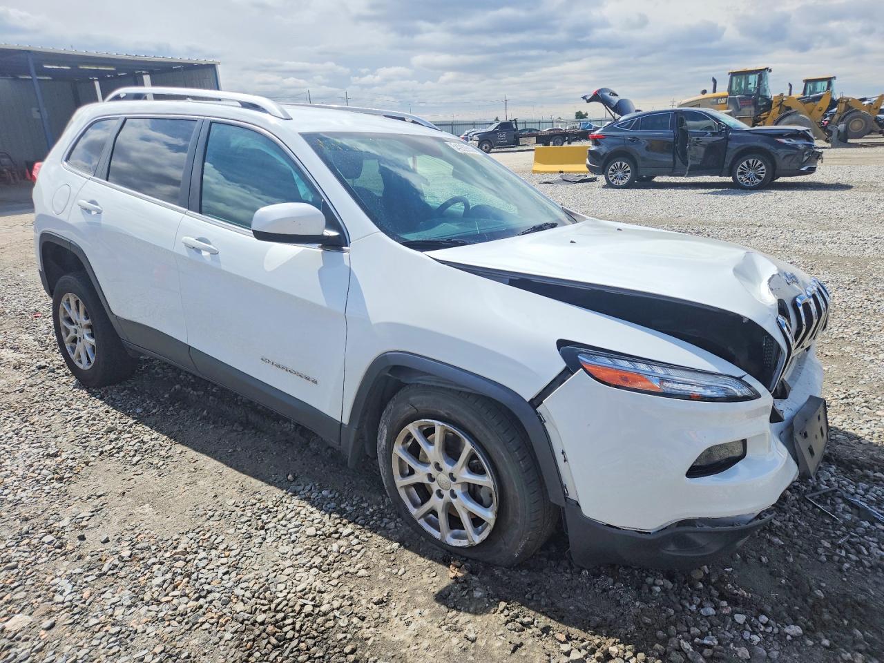 2017 JEEP CHEROKEE LATITUDE photo 7