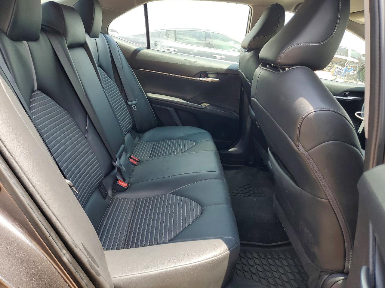 2024 TOYOTA CAMRY SE photo 19