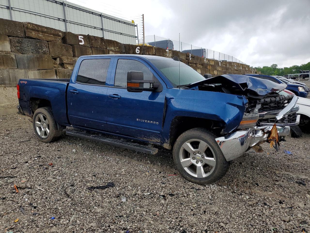 2016 CHEVROLET SILVERADO K1500 LT photo 4