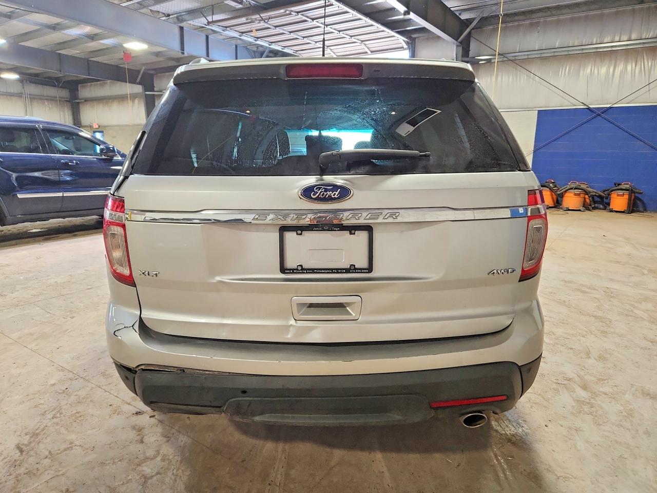 2013 FORD EXPLORER XLT photo 6