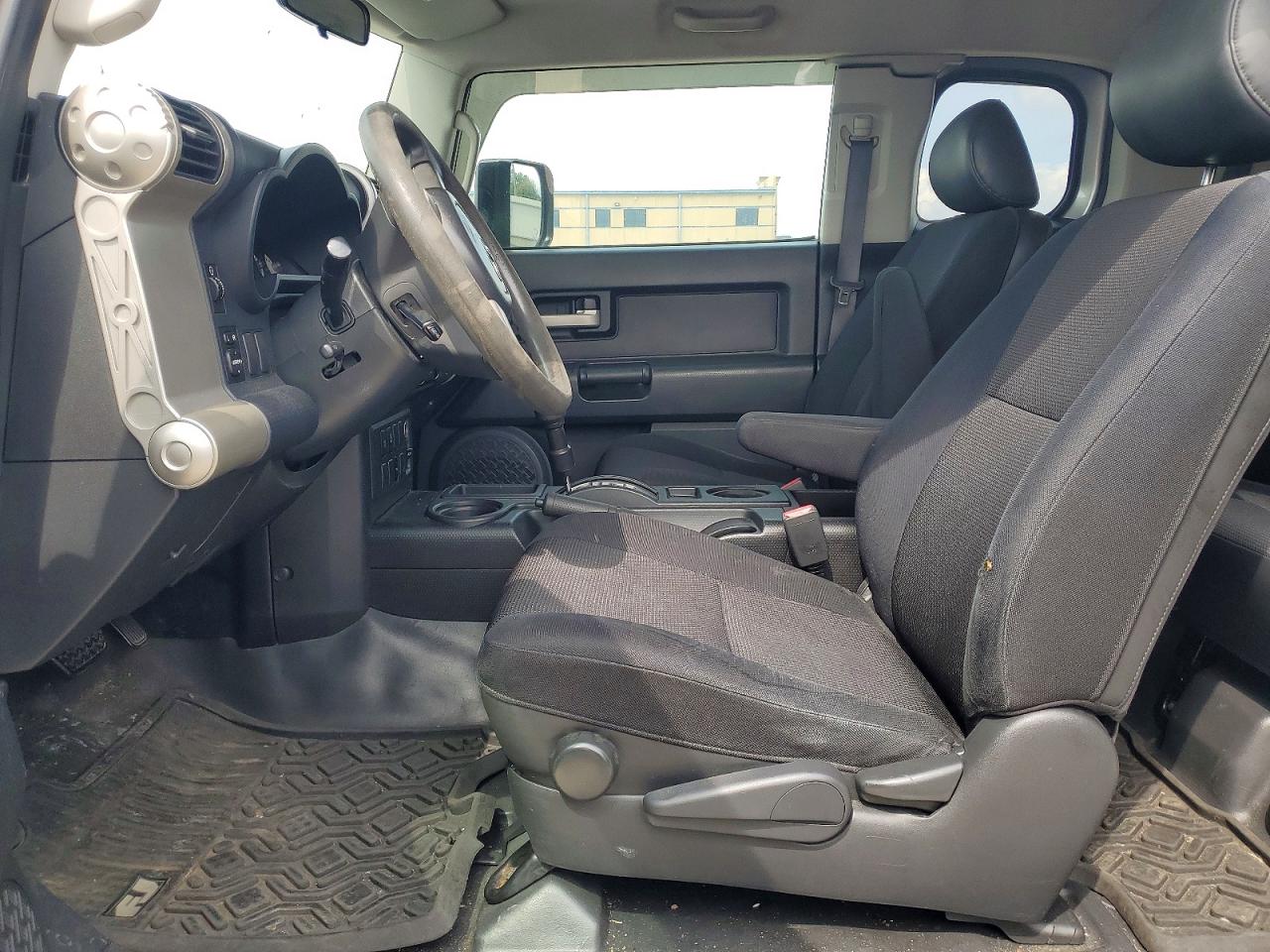 2007 TOYOTA FJ CRUISER BASE photo 13