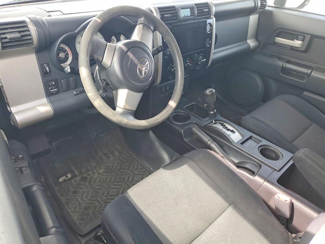 2007 TOYOTA FJ CRUISER BASE photo 15