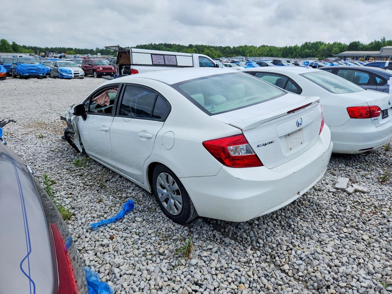 2012 HONDA CIVIC LX photo 3