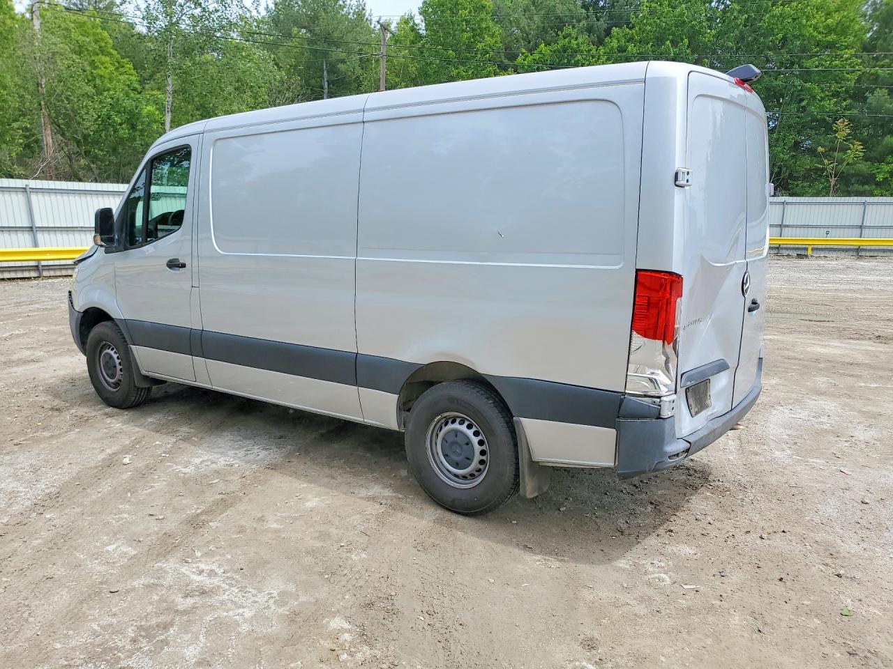 2019 MERCEDES-BENZ SPRINTER 1500 photo 3