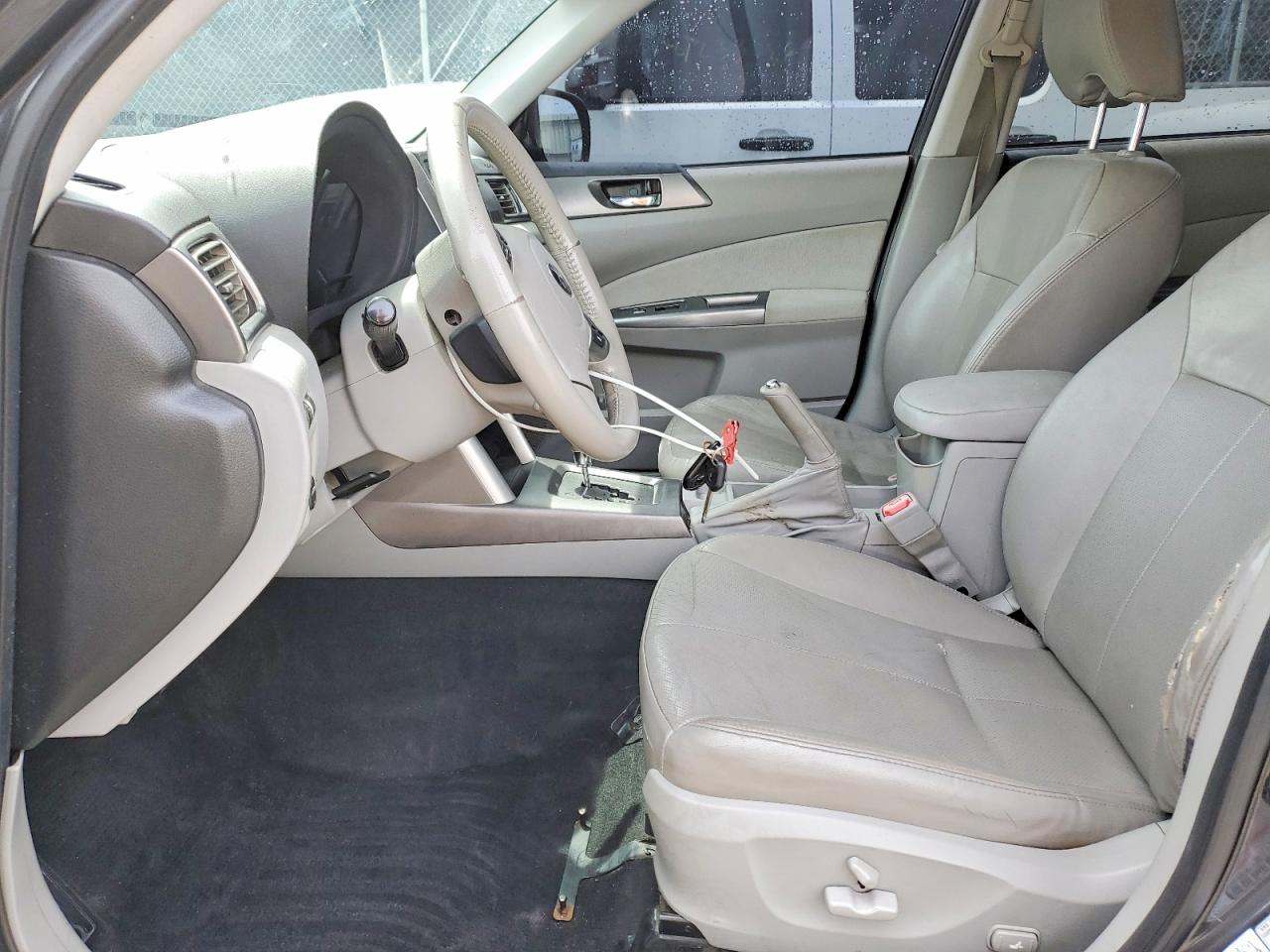 2013 SUBARU FORESTER TOURING photo 13