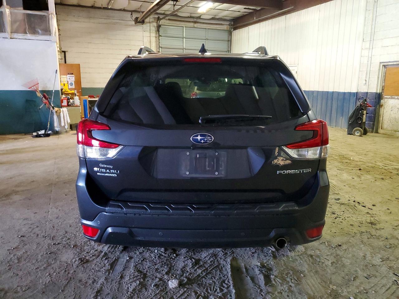 2019 SUBARU FORESTER LIMITED photo 16