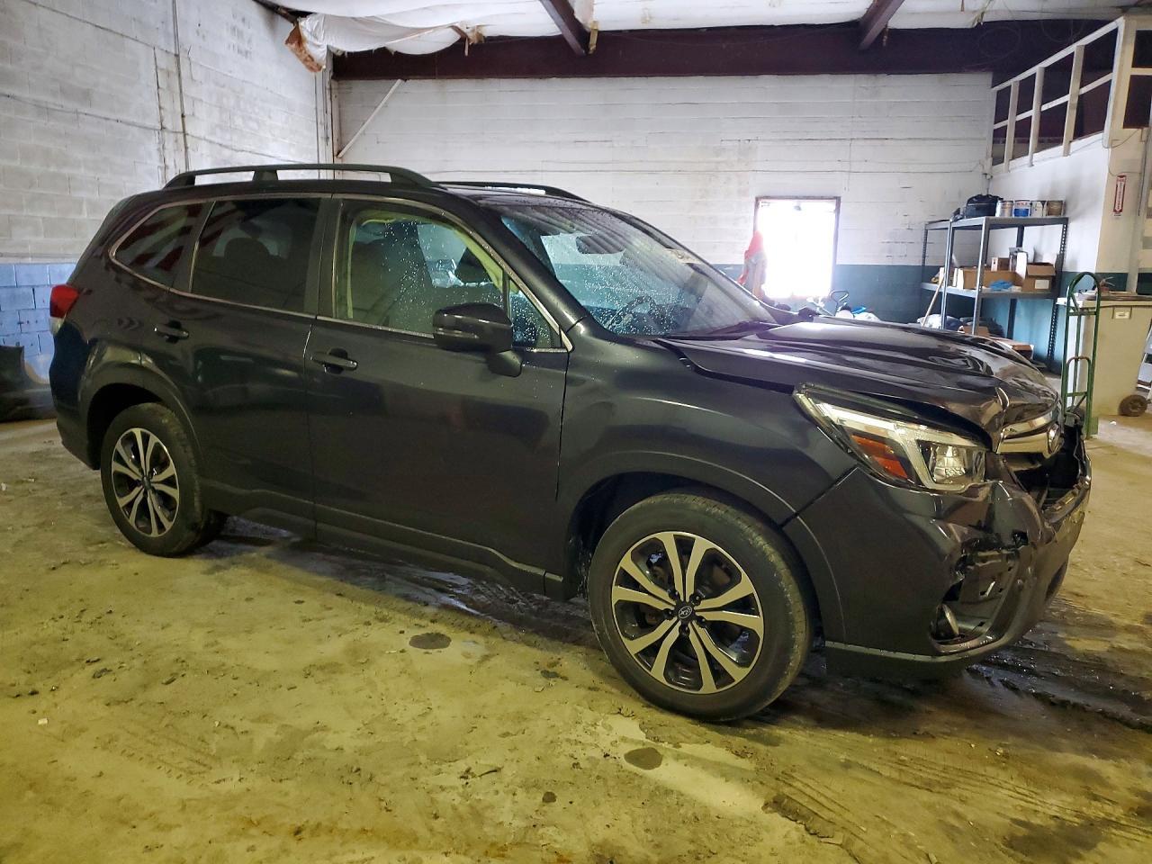 2019 SUBARU FORESTER LIMITED photo 10