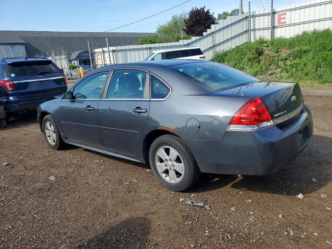 2010 CHEVROLET IMPALA LT photo 3