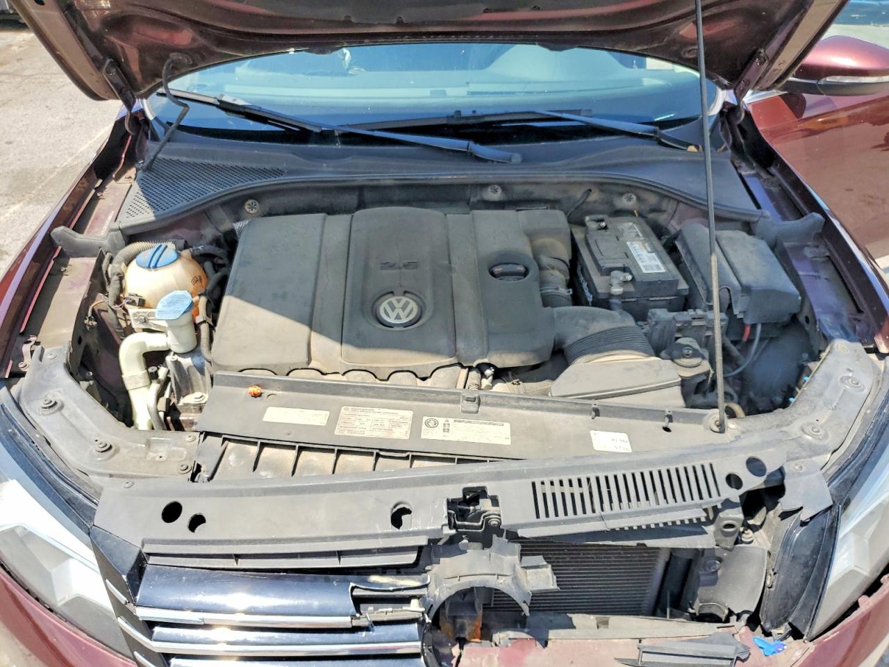 2012 VOLKSWAGEN PASSAT photo 11