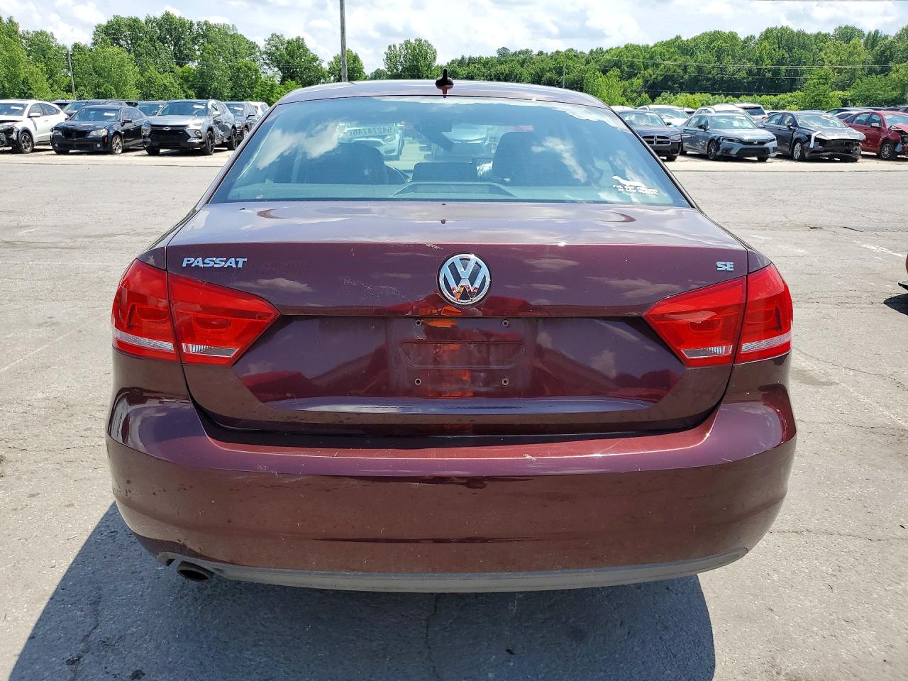 2012 VOLKSWAGEN PASSAT photo 6