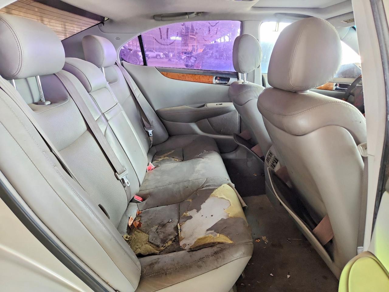 2005 LEXUS ES 330 photo 28