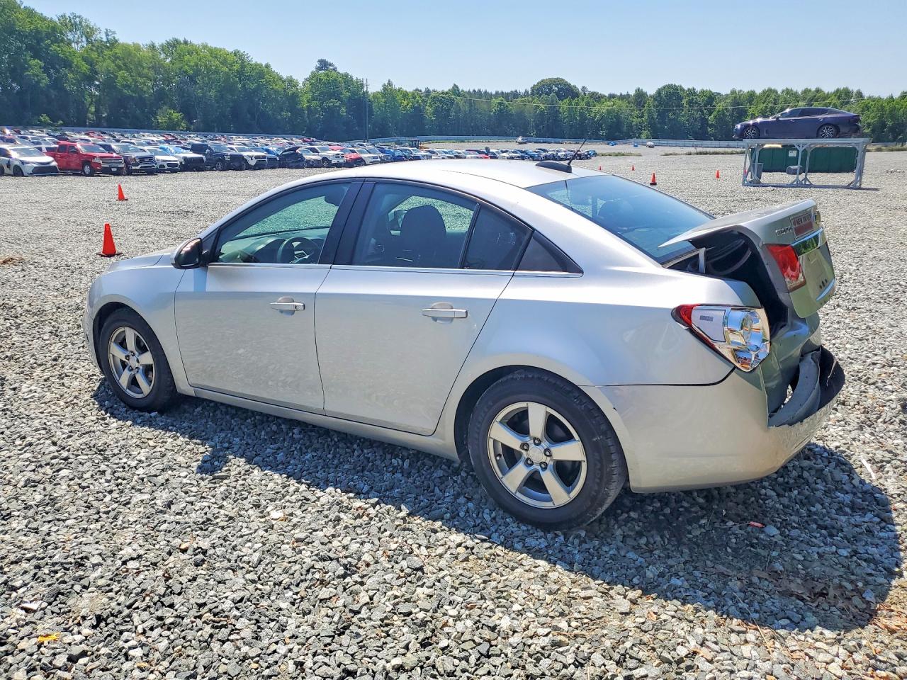2015 CHEVROLET CRUZE LT photo 4
