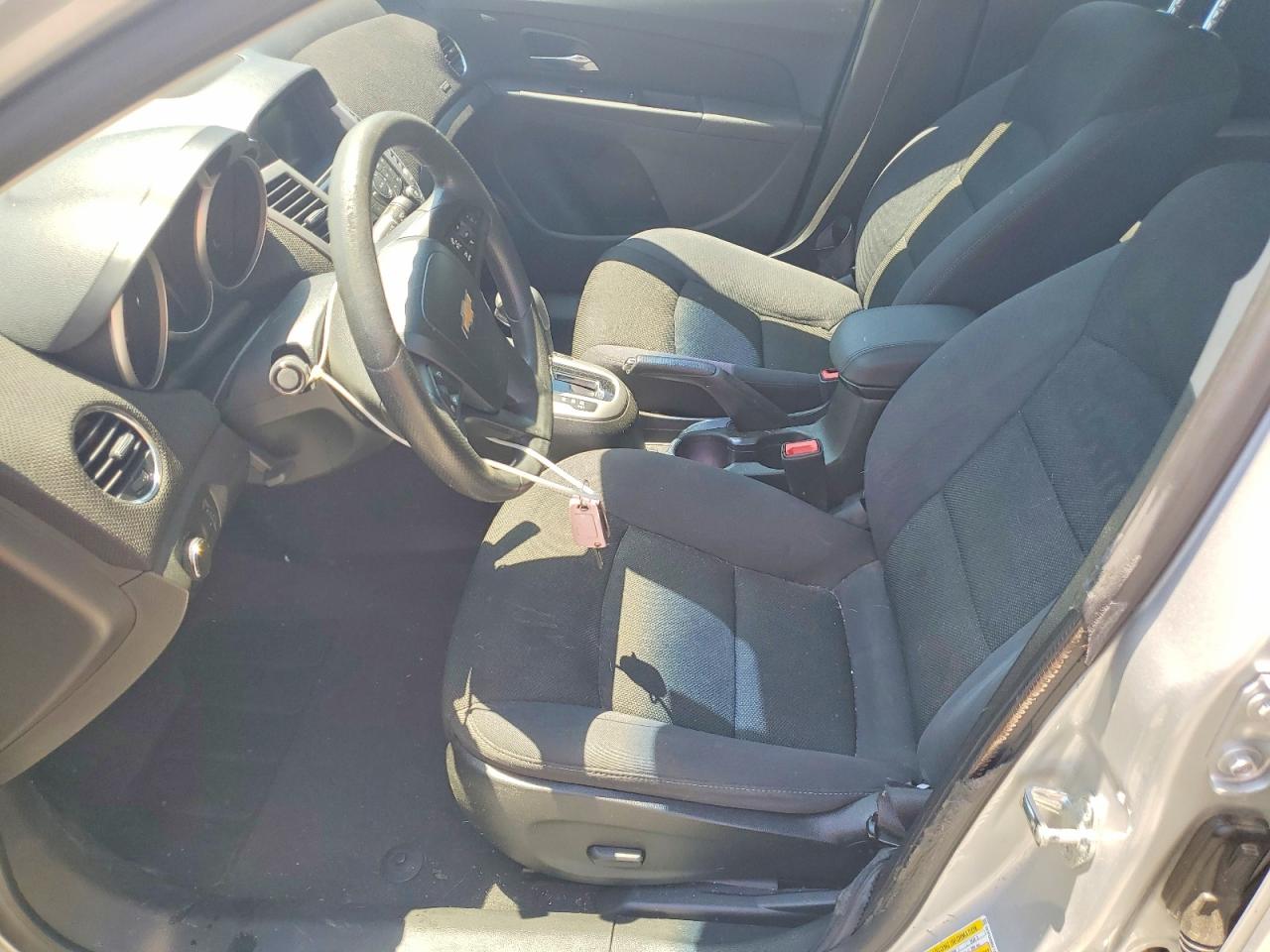 2015 CHEVROLET CRUZE LT photo 19