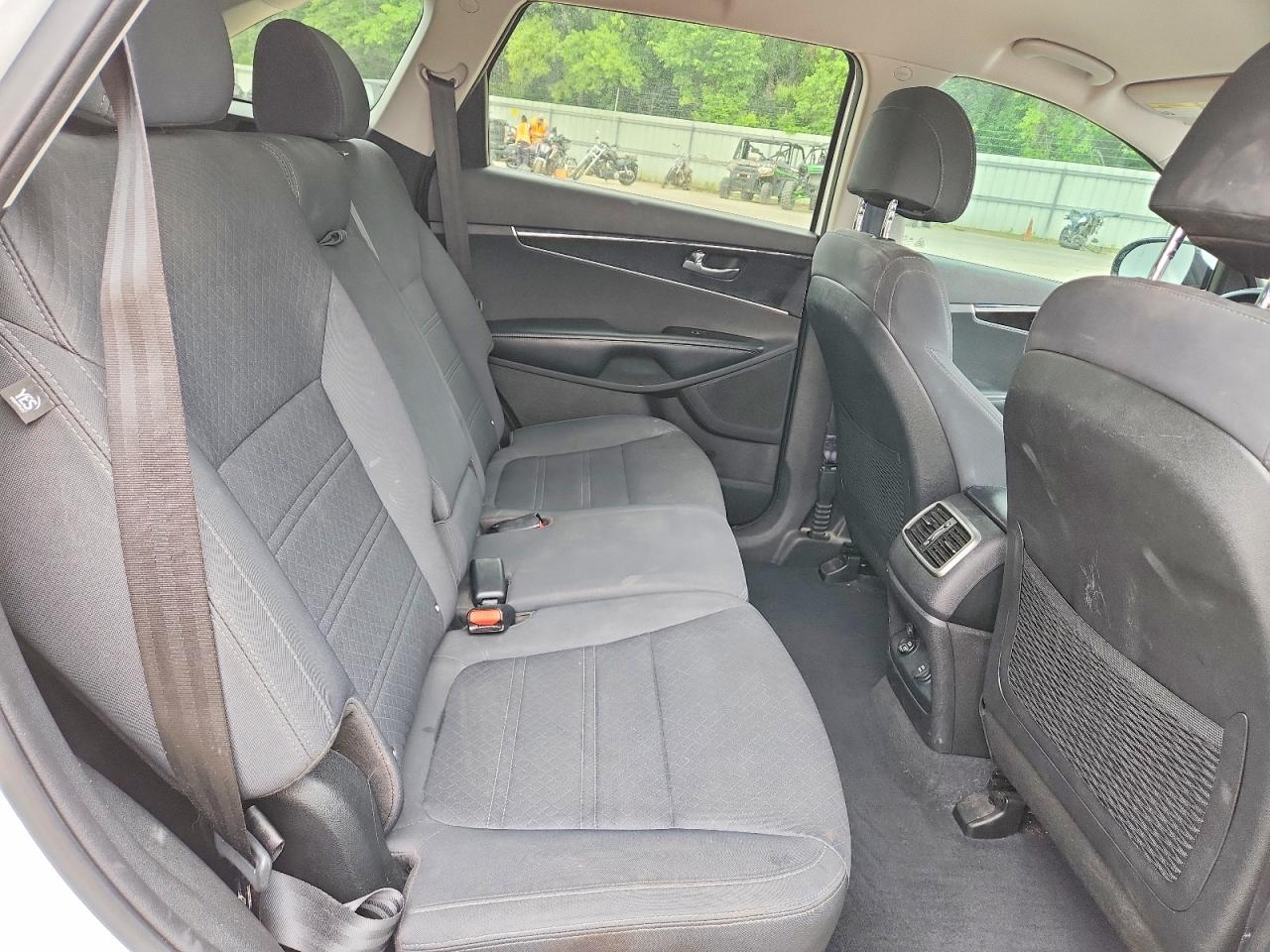 2017 KIA SORENTO LX V6 photo 21