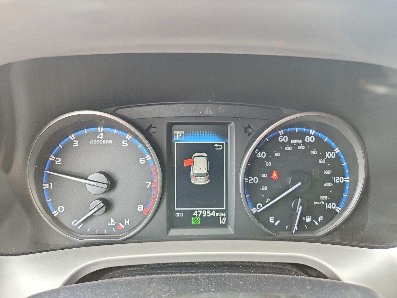 2017 TOYOTA RAV4 LE photo 9