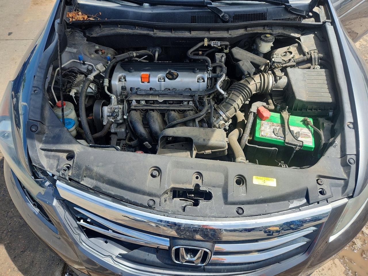 2011 HONDA ACCORD LX photo 21