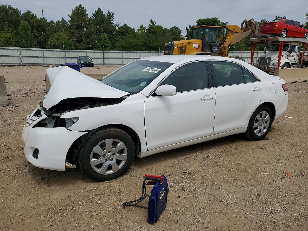2011 TOYOTA CAMRY