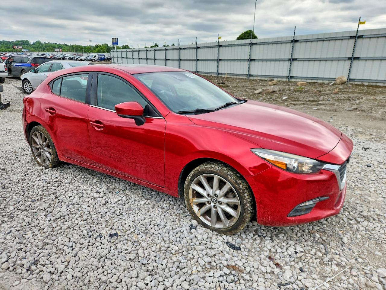 2017 MAZDA 3 TOURING photo 4