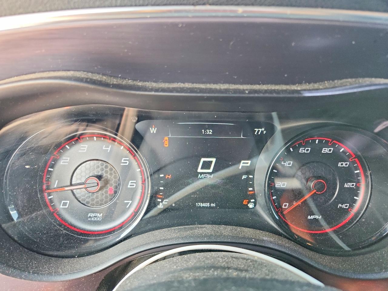 2016 DODGE CHARGER SXT photo 25